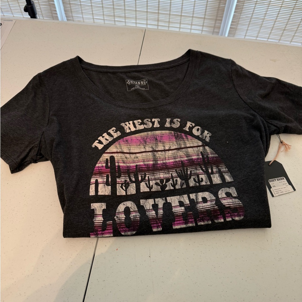 Shyanne Charcoal Tee *NEW WITH TAGS*